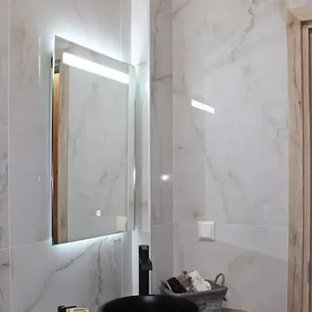 Meteora's Unique Gem *